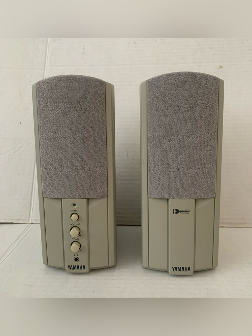 VTG Yamaha YST-M7 Powered Multimedia Computer Speakers Pair without power supply